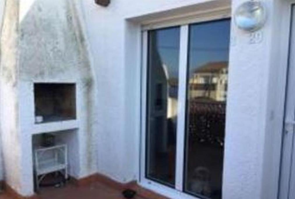 Empuriabrava, T2 Avec Piscine, Terrasse, Barbecue Apartment Exterior photo